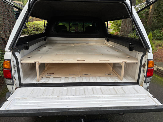BamBed in 2000-2006 Toyota Tundra. Sliders shown are not included.
